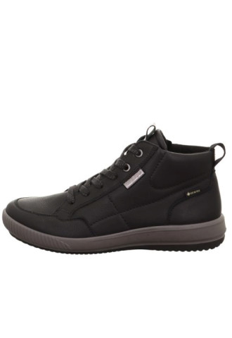BOTTINE AU LOOK SPORTIF...