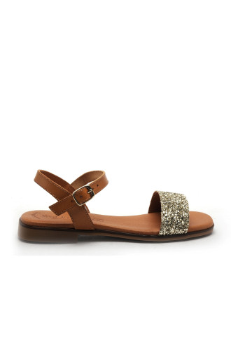 NU PIEDS TENDANCE ET...