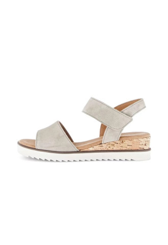 NU PIEDS PLATEFORME...