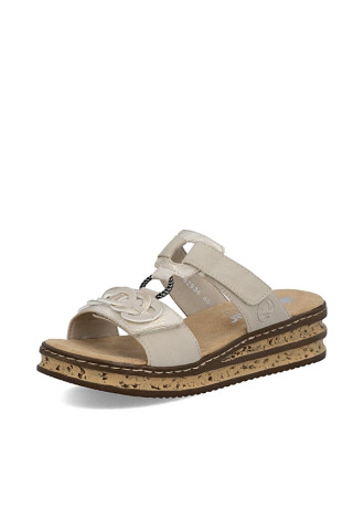 MULE TENDANCE ENTIEREMENT...