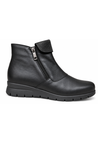 BOTTINE NOIRE EN CUIR-...