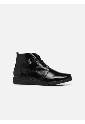 CHAUSSURE MI MONTANTE...