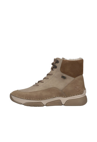 BOTTINE FOURREE AU LOOK...
