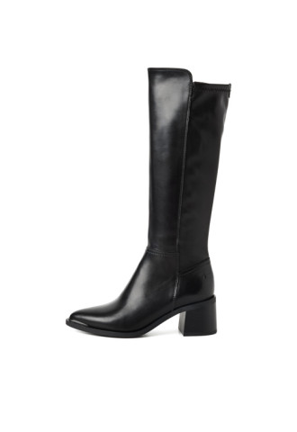 BOTTE POINTUE PETIT TALON...